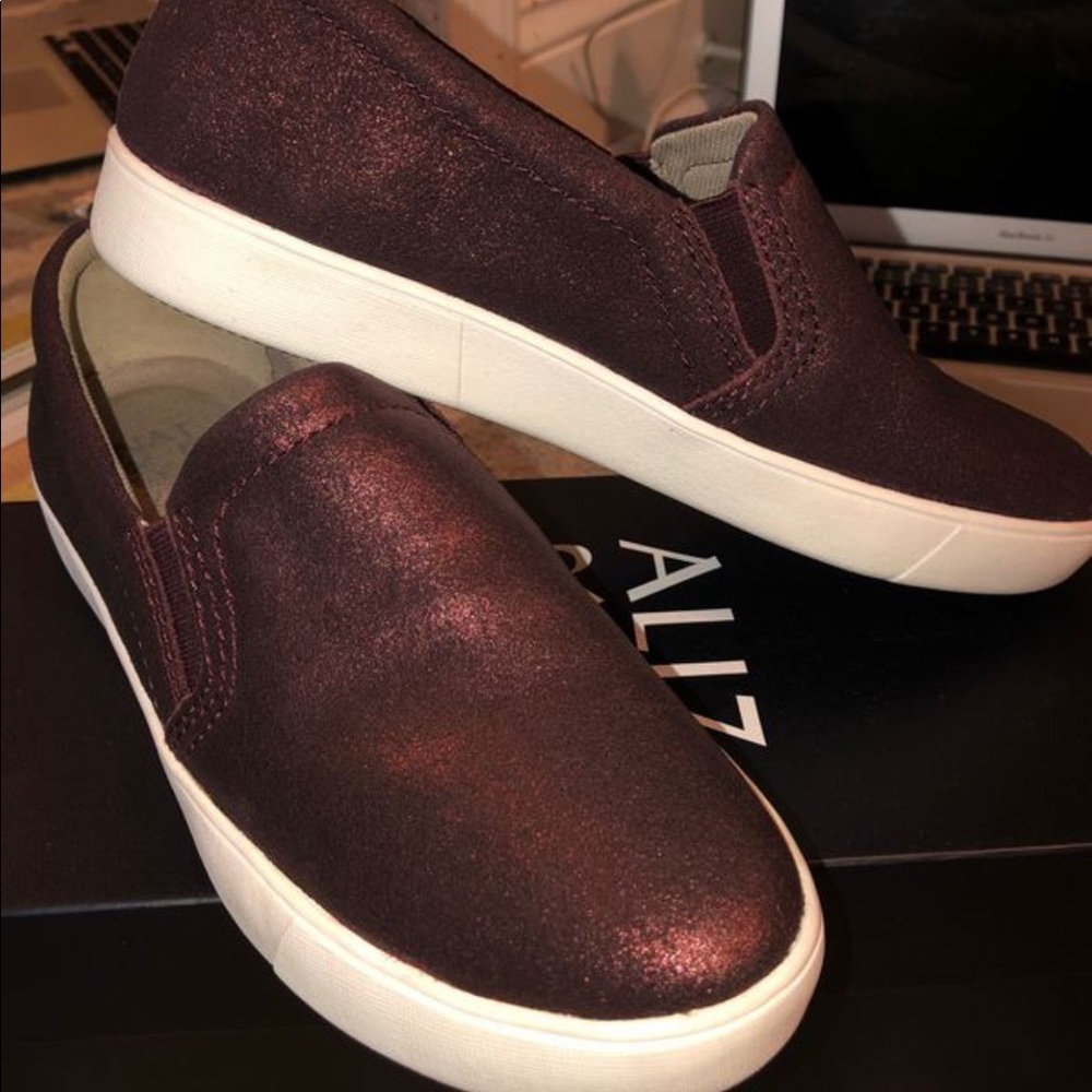 Maroon sparkly shoes